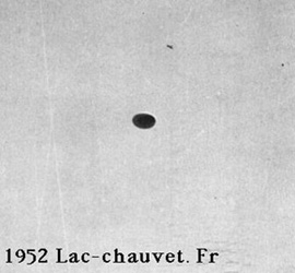 Le lac Chauvet, France, le 18 juillet 1952