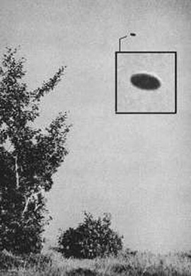 Le lac Chauvet, France, le 18 juillet 1952